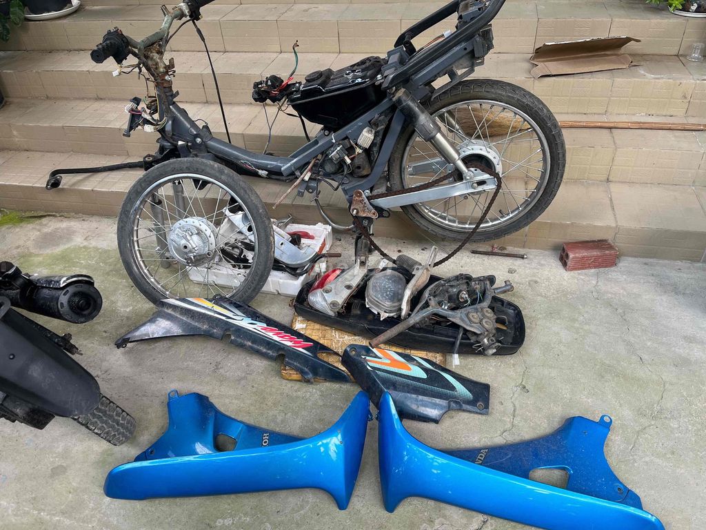 ve chai alpha. Mua bán Phụ tùng xe tại Huyện Ba Tri Bến Tre được đăng bởi nguyen minh hình 1