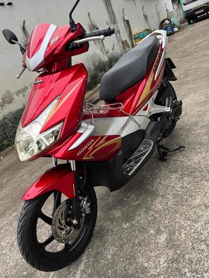 ab chạy 2 ngàn km hiếm có nhé. Mua bán Xe máy tại Thành phố Thuận An Bình Dương được đăng bởi Việt Thái