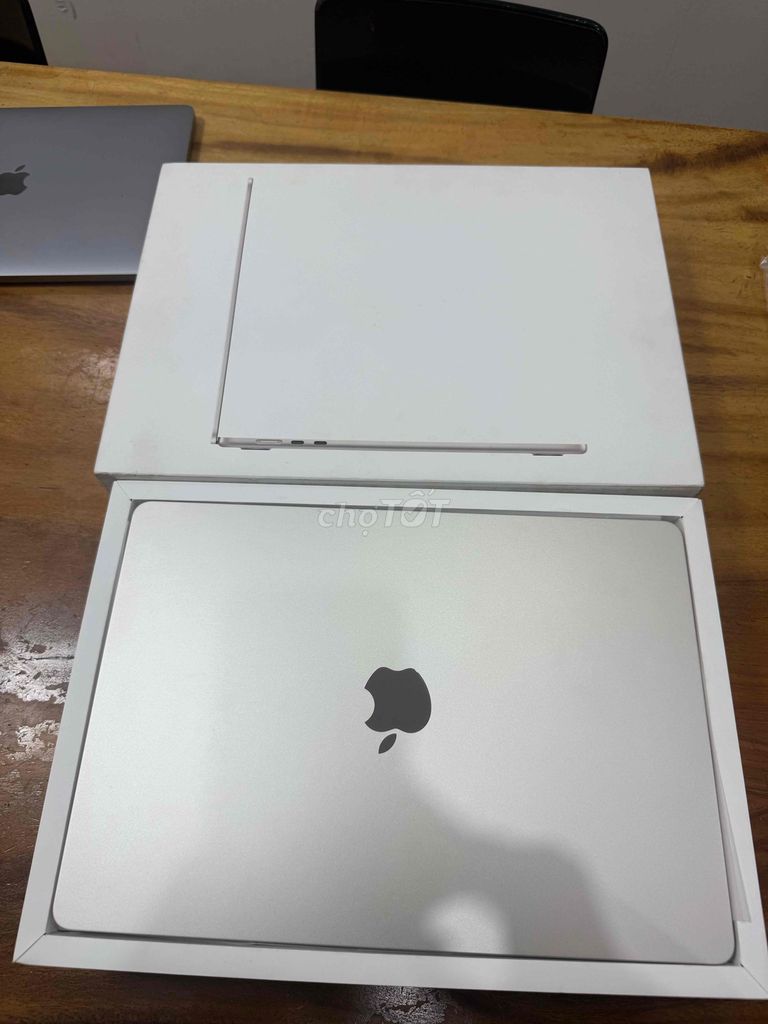 Apple Macbook Air 15 M3 8GB/256GB Bạc. Mua bán Laptop tại Quận 3 Tp Hồ Chí Minh được đăng bởi Khoa hình 1