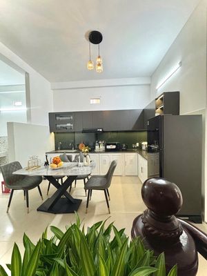 Rent · 4 bd · 125 м² · Quận Ngũ Hành Sơn, ул. Đường Trần Văn Dư