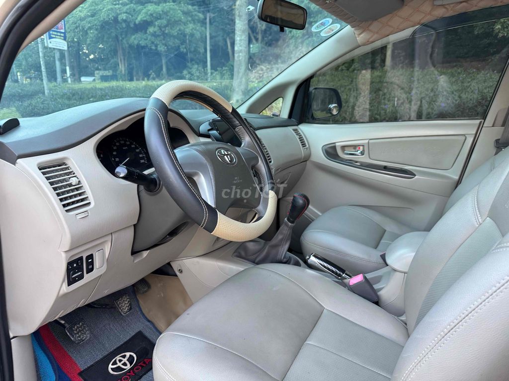 Toyota Innova 2014 Số sàn Vàng cát. Mua bán Ô tô tại Huyện Sóc Sơn Hà Nội được đăng bởi Anh Chiến hình 11