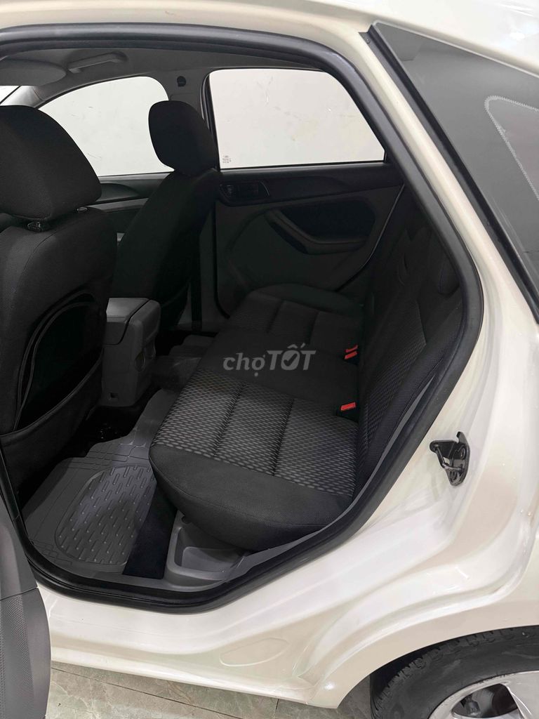 Ford Focus 2011 1.8 AT - 130000 km chuẩn Xe Cọp. Mua bán Ô tô tại Quận 12 Tp Hồ Chí Minh được đăng bởi Tân hình 12