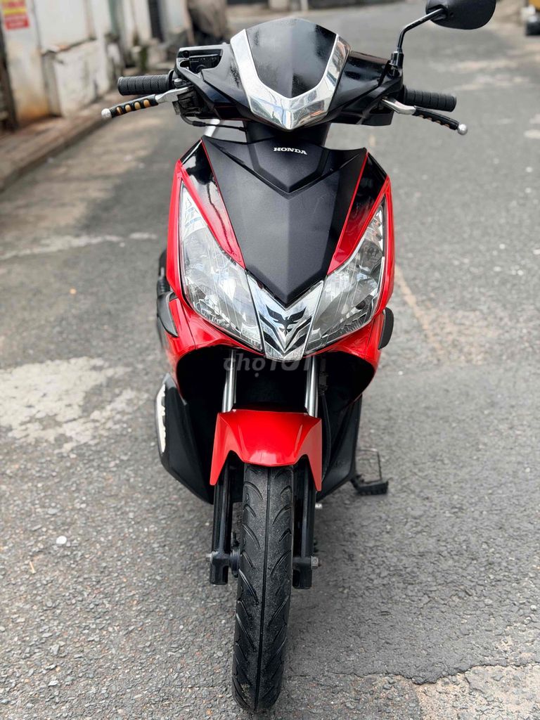 Honda Airblade Красный черный Вьетнам под Тайланд