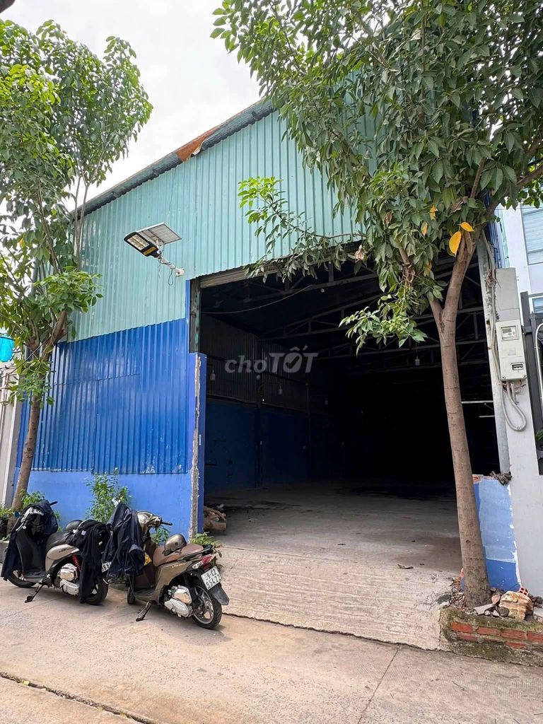xưởng thạnh xuân cho thuê
