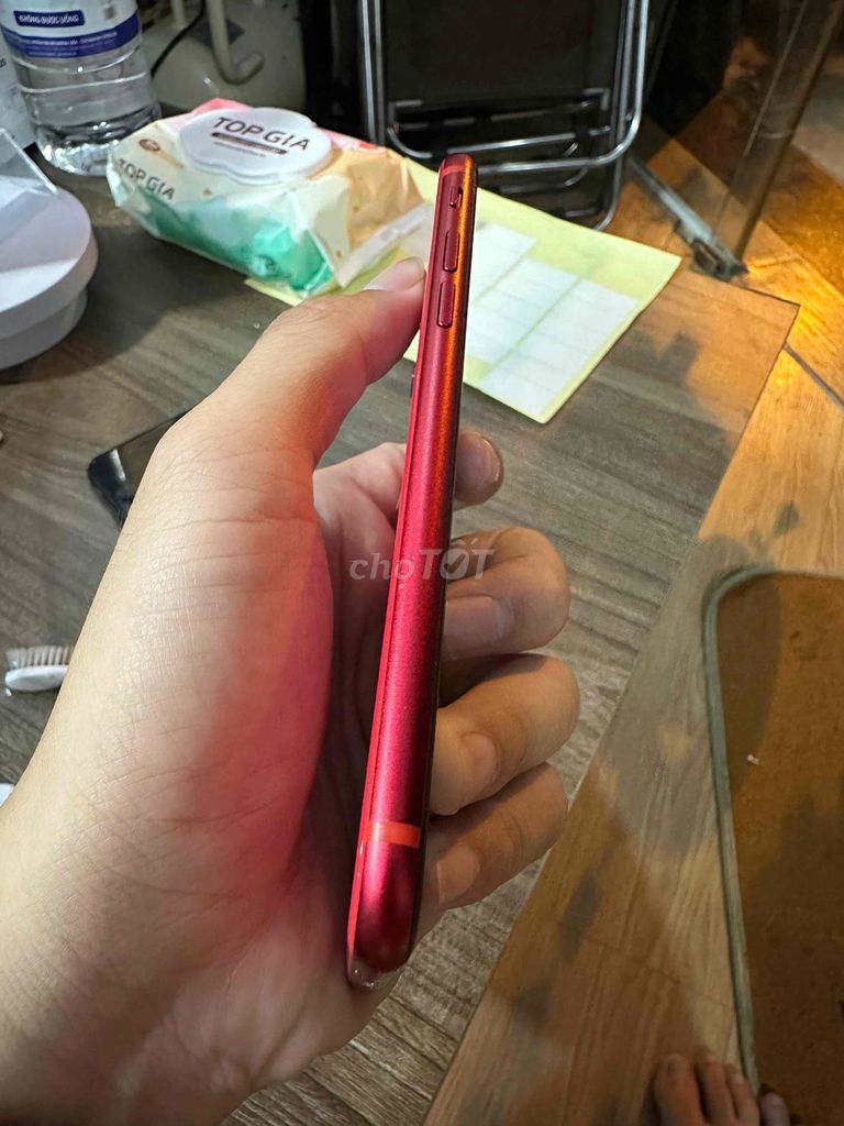 Apple iPhone SE 128GB Đỏ. Mua bán Điện thoại tại Quận Tân Bình Tp Hồ Chí Minh được đăng bởi Thuan  hình 1