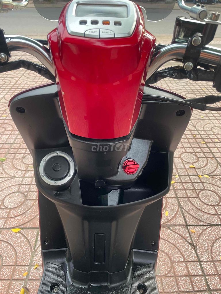 Yamaha Cuxi Fi 2013 máy zin biển số thành phố. Mua bán Xe máy tại Huyện Bình Chánh Tp Hồ Chí Minh được đăng bởi Phong Vũ hình 5