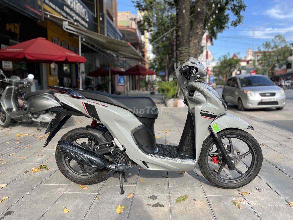 Bán hoặc giao lưu xe khác vison 2025 chạy ít. Mua bán Xe máy tại Thành phố Vinh Nghệ An được đăng bởi Phan nhân hình 2