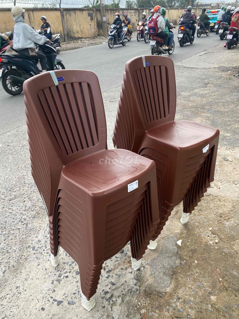 Bàn ghế dựa Duy Tân. Mua bán Bàn ghế tại Quận Tân Bình Tp Hồ Chí Minh được đăng bởi Maya hình 1