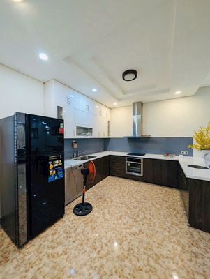 Аренда · 3 комн. · 100 м² · Quận Sơn Trà, ул. Đường Tạ Mỹ Duật