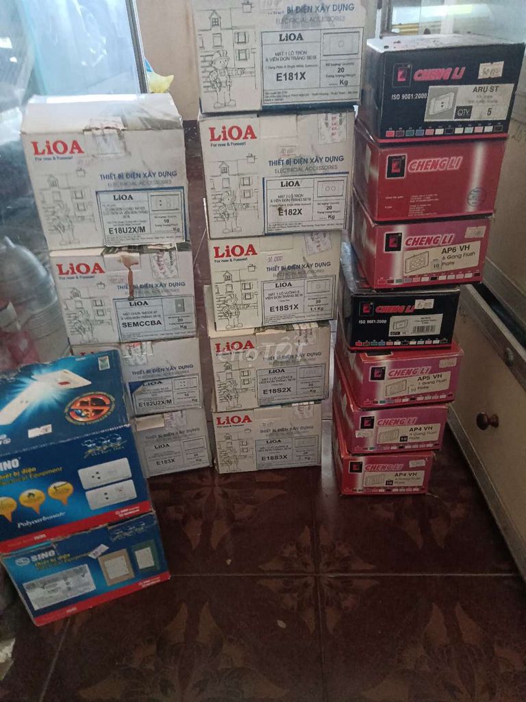 Ổ cắm âm tường Lioa mới. Mua bán Nội thất, đồ gia dụng khác tại Huyện Long Điền Bà Rịa - Vũng Tàu được đăng bởi Huu Loi hình 1