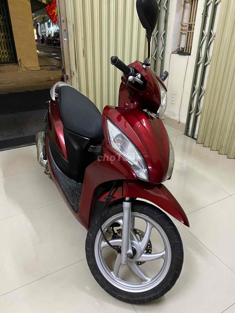 Honda Vision Fi 2013, красный