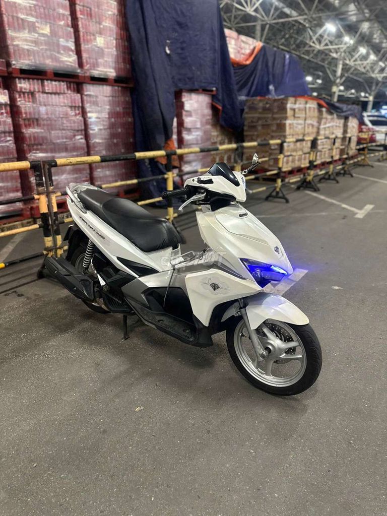 Honda Air Blade 2016 в оригинале, номер Хошимина