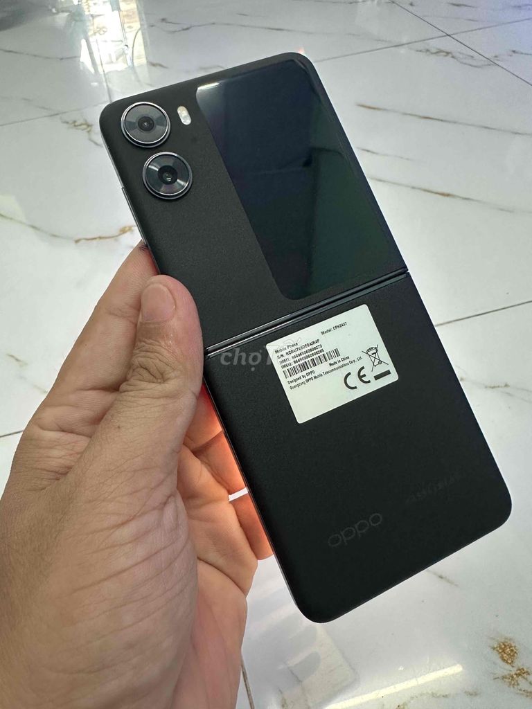 Oppo N2 Zflip 8/256Gb còn bh 3 tháng ở TGDD