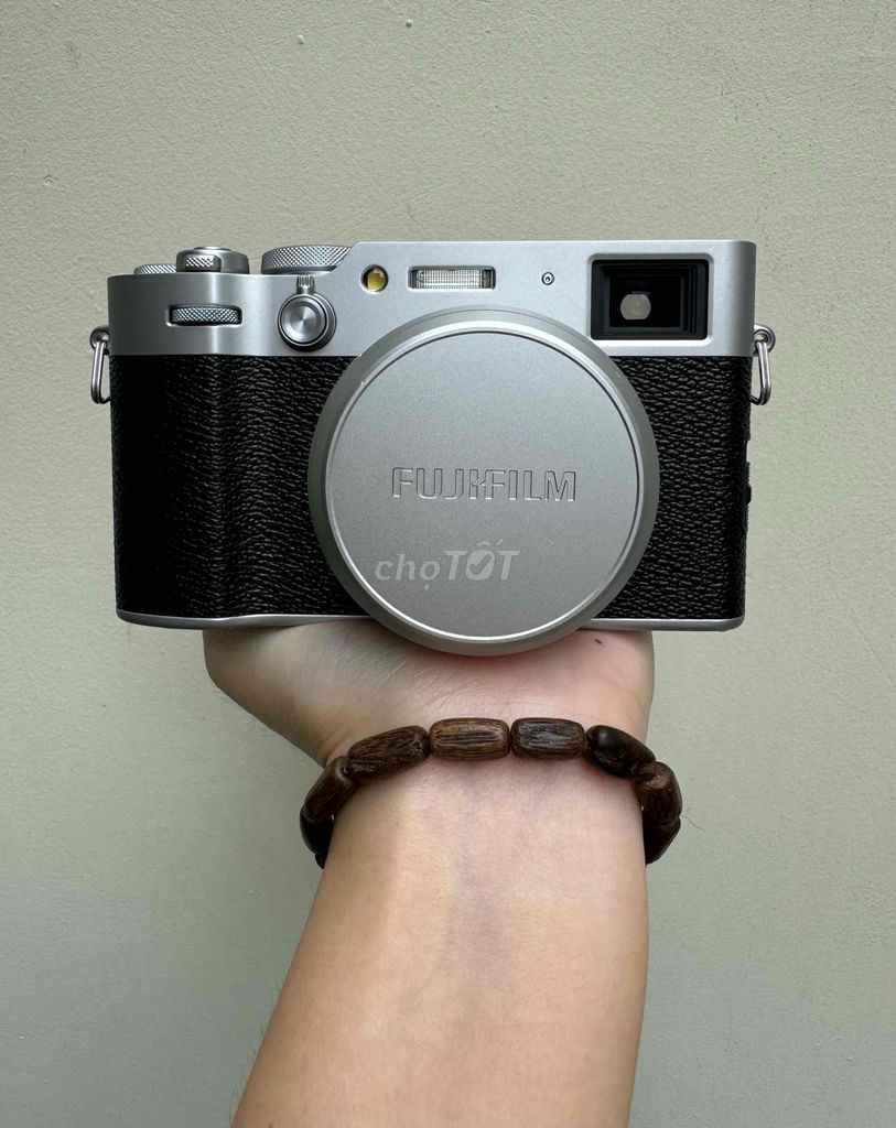 Fujifilm X100VI xách Us mới 99%.