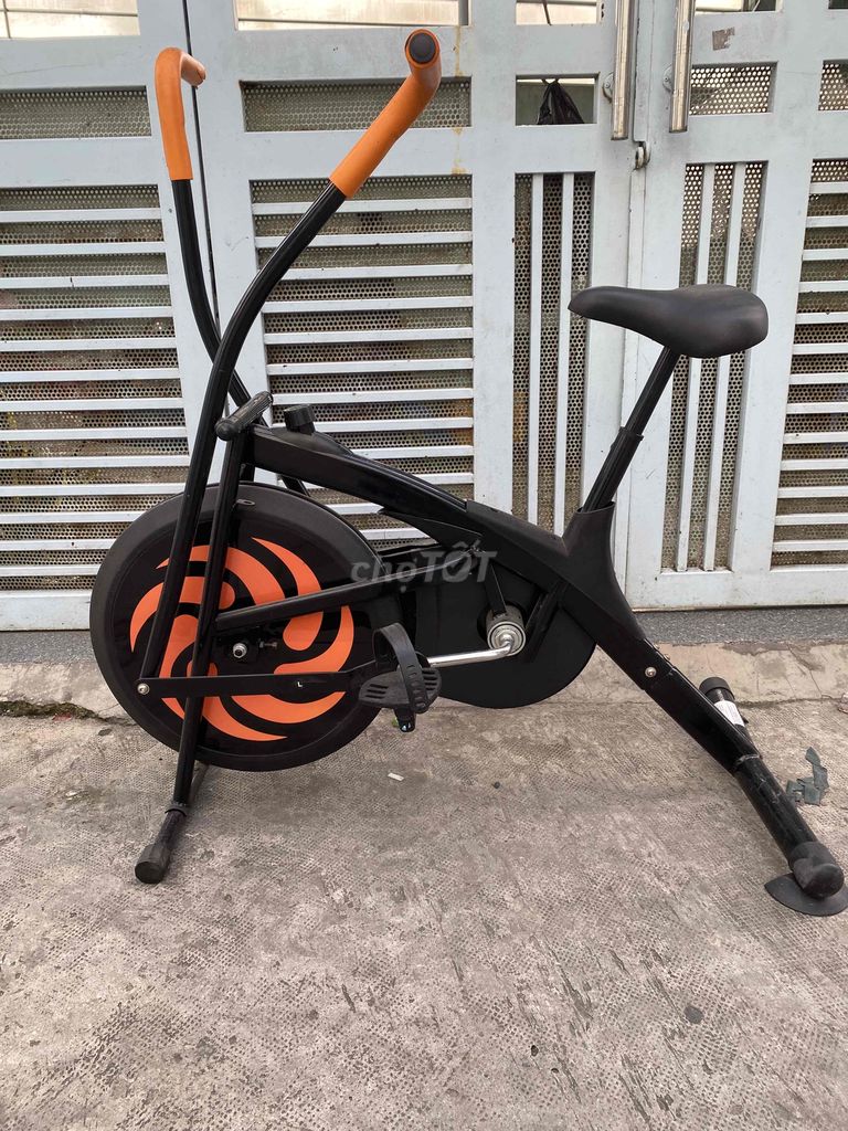 Xe đạp tập thể dục tại nhà AIRBIKE còn như mới