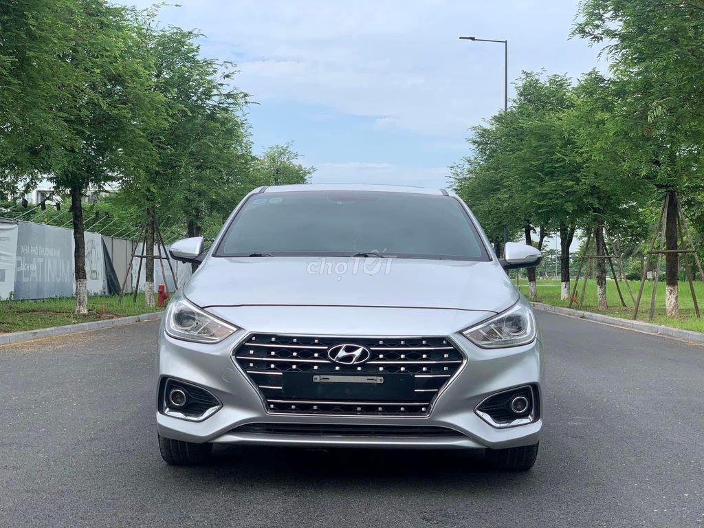 Hyundai Accent bản đủ 2019