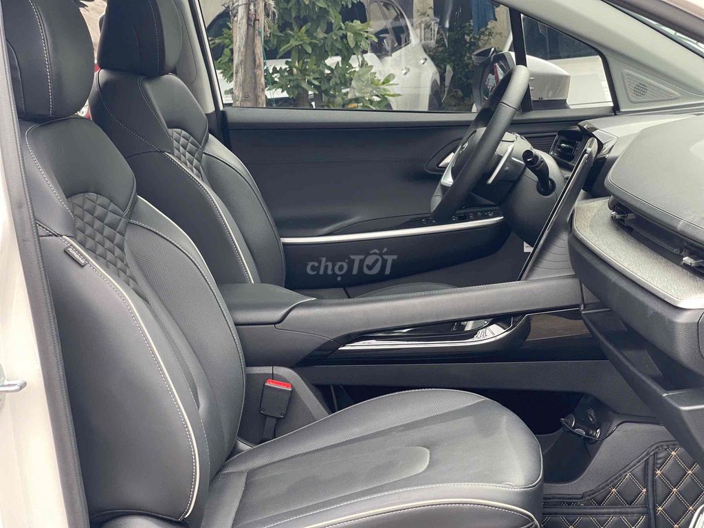 Hyundai Custin 2025 Đặc Biệt 1.5T - 8.000km chuẩn. Mua bán Ô tô tại Thành phố Thủ Đức Tp Hồ Chí Minh được đăng bởi Ô TÔ SÀI GÒN hình 12