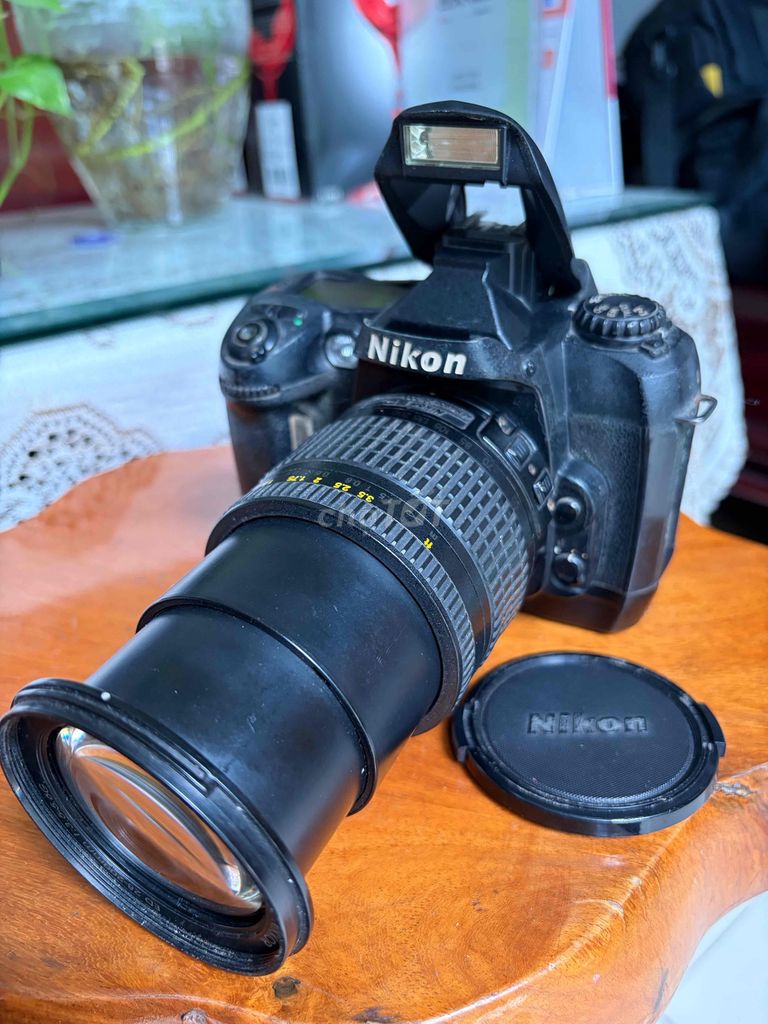 Máy ảnh Nikon D100 ống kính 28-200mm. Mua bán Máy ảnh, Máy quay tại Quận Ninh Kiều Cần Thơ được đăng bởi Lê ngọc tùng hình 1