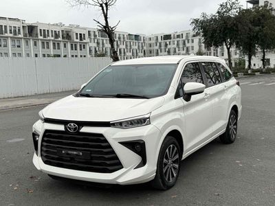 Cần Bán Toyota  1.5 AT 2022 Màu trắng ,tự động