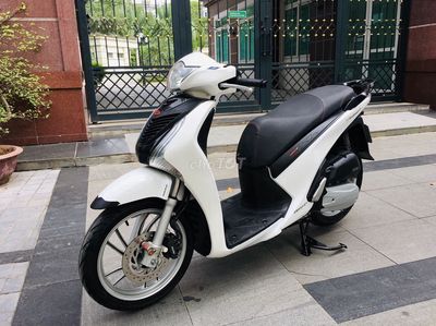 Honda SH Việt 150i Trắng Khóa Thông Minh Cuối 2017