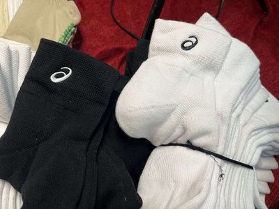 Vớ Asics chính hãng, logo thêu. Mua bán Phụ kiện thời trang khác tại Quận Gò Vấp Tp Hồ Chí Minh được đăng bởi Lê Đức Phú