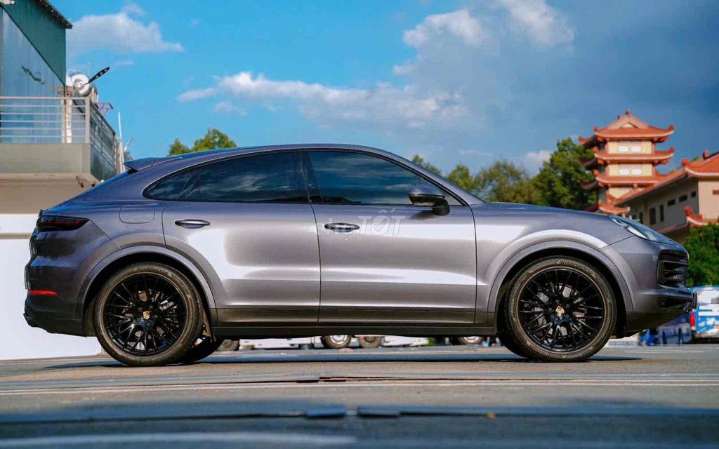 Porsche Cayenne  Coupe Platinum Edition 2022. Mua bán Ô tô tại Quận Tân Bình Tp Hồ Chí Minh được đăng bởi GREENWAY AUTO hình 6