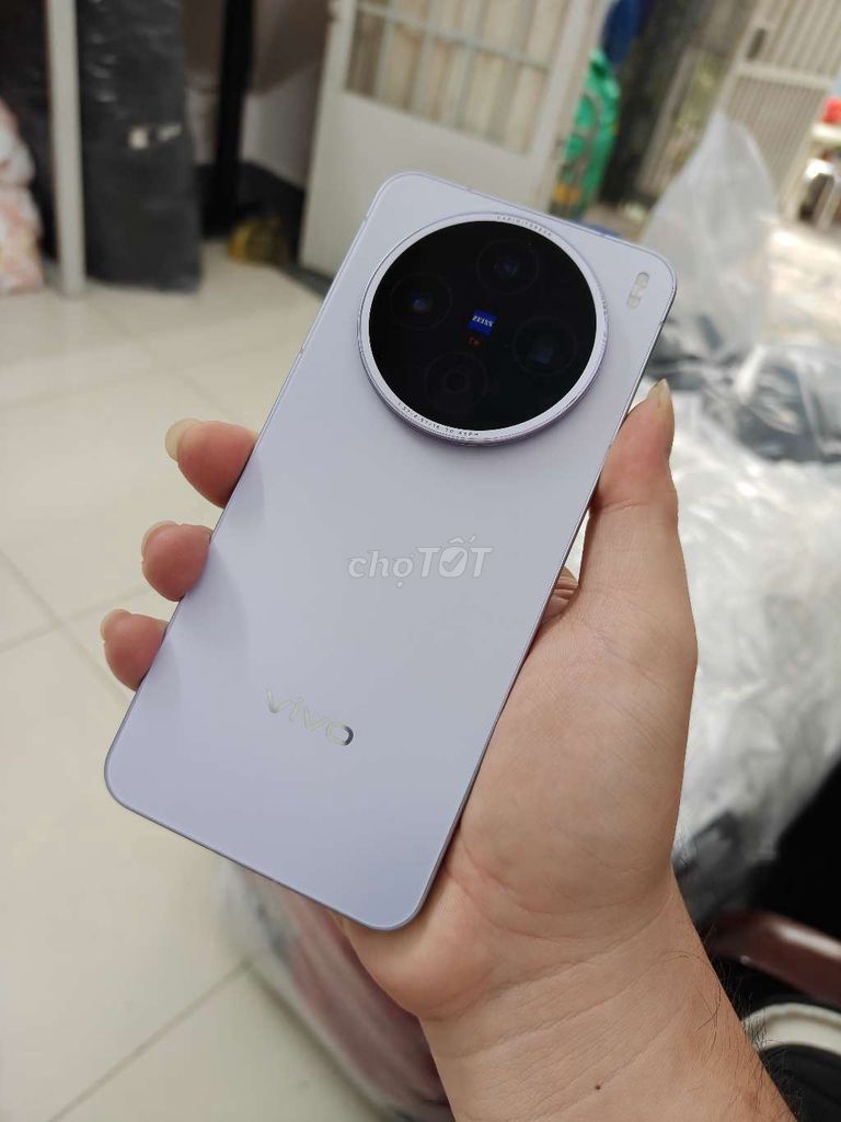 Vivo X200S(12/256)tím ngoại hình 98% có gl. Mua bán Điện thoại tại Quận 5 Tp Hồ Chí Minh được đăng bởi Strawberry Táo hình 1