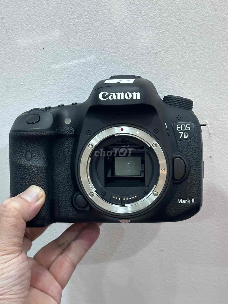 canon 7D2 đẹp. đủ phụ kiện