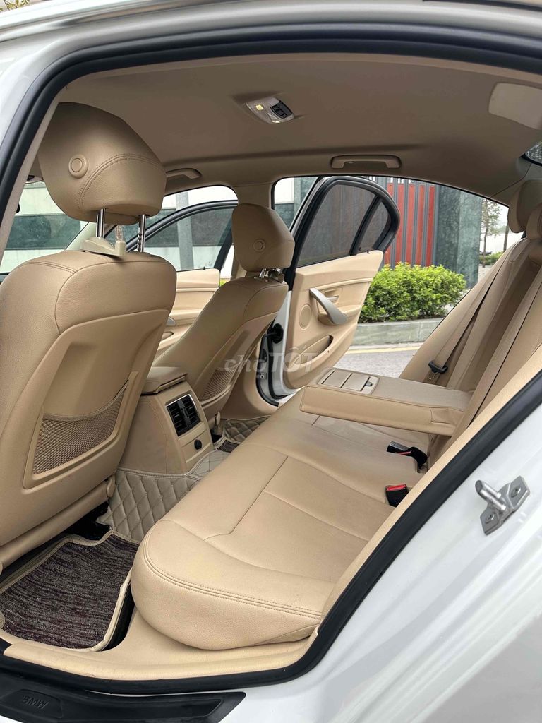 BMW 3 Series 2015 320i - 96839 km. Mua bán Ô tô tại undefined undefined được đăng bởi TIẾN QUÂN CAR hình 10
