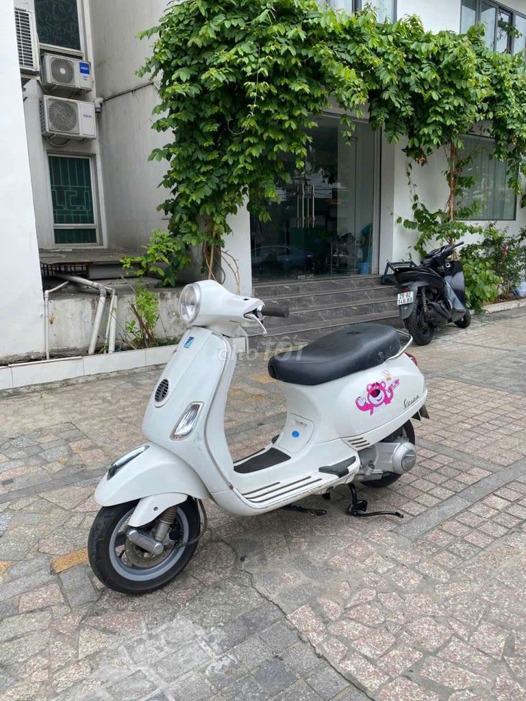 Xe piaggio vespa