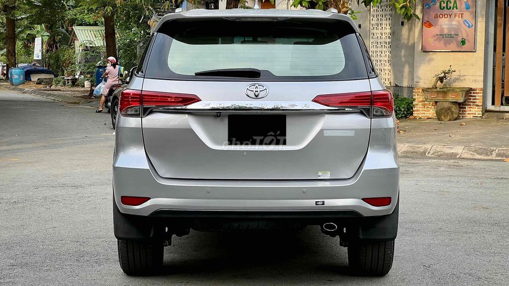 Toyota Fortuner 2017 2.7V AT 1 cầu. Mua bán Ô tô tại Thành phố Thuận An Bình Dương được đăng bởi Quang Huy hình 5
