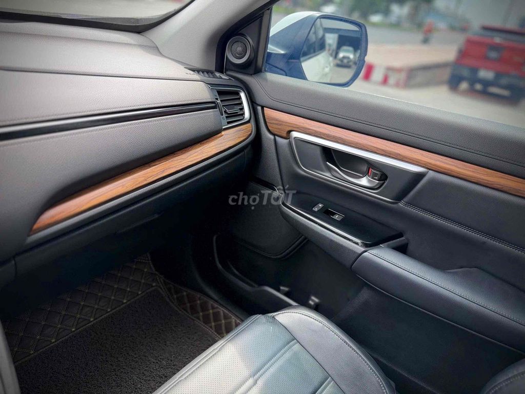 Honda CR V 2018 G - 23000 km - Gia đình 1 Chủ. Mua bán Ô tô tại Quận Bình Tân Tp Hồ Chí Minh được đăng bởi Huỳnh Thái Đảm hình 9