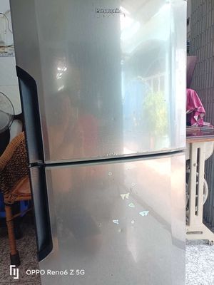 Tủ lạnh giá mềm cho sinh viên