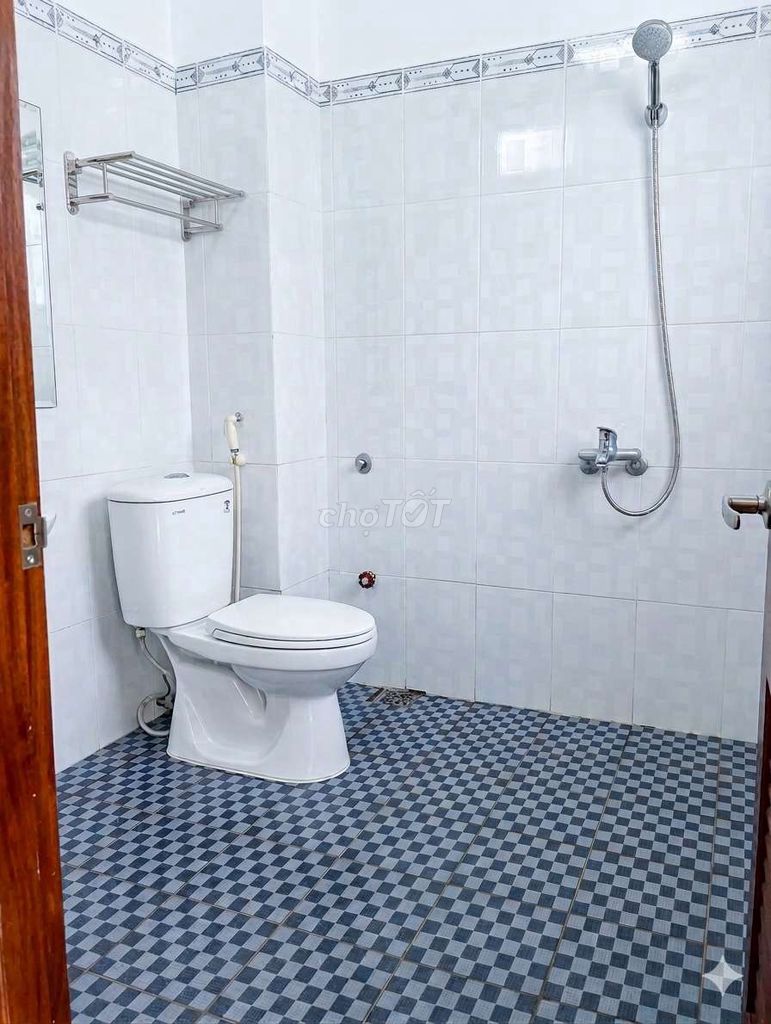 Сдается помесячно комната в отеле Nhu Y