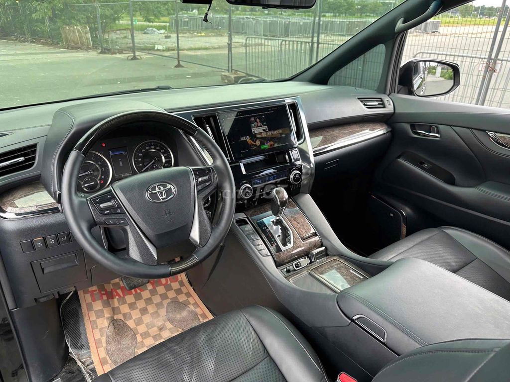 Toyota Alphard 3.5V6 sx 2018 màu đen. Mua bán Ô tô tại Quận Cầu Giấy Hà Nội được đăng bởi Cao Quý hình 14