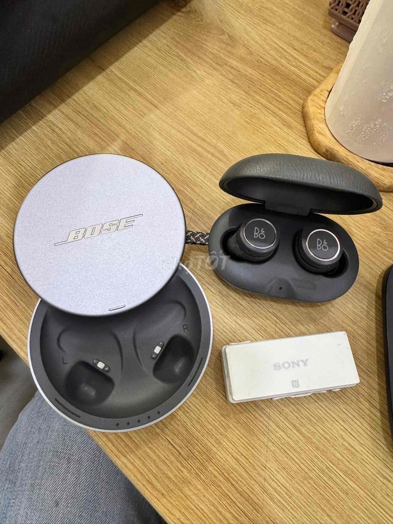 Dock Tai nghe Bose không dây. Mua bán Tivi, Âm thanh tại Quận 7 Tp Hồ Chí Minh được đăng bởi nhân hình 1