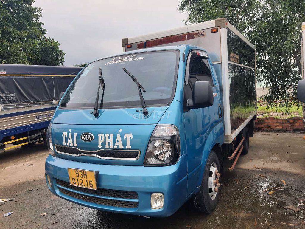 BÁN GẤP Kia 2.4 tấn đời 2021 thùng kín 3m5. Mua bán Xe tải, xe ben tại Thành phố Thuận An Bình Dương được đăng bởi Hồ Xe Tải hình 2