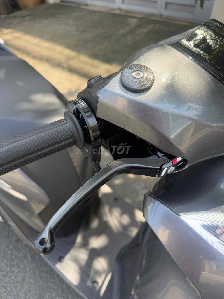 Honda SH 150i CBS 2022 Xám 10000km. Mua bán Xe máy tại Quận 6 Tp Hồ Chí Minh được đăng bởi Quang Rambo  hình 8