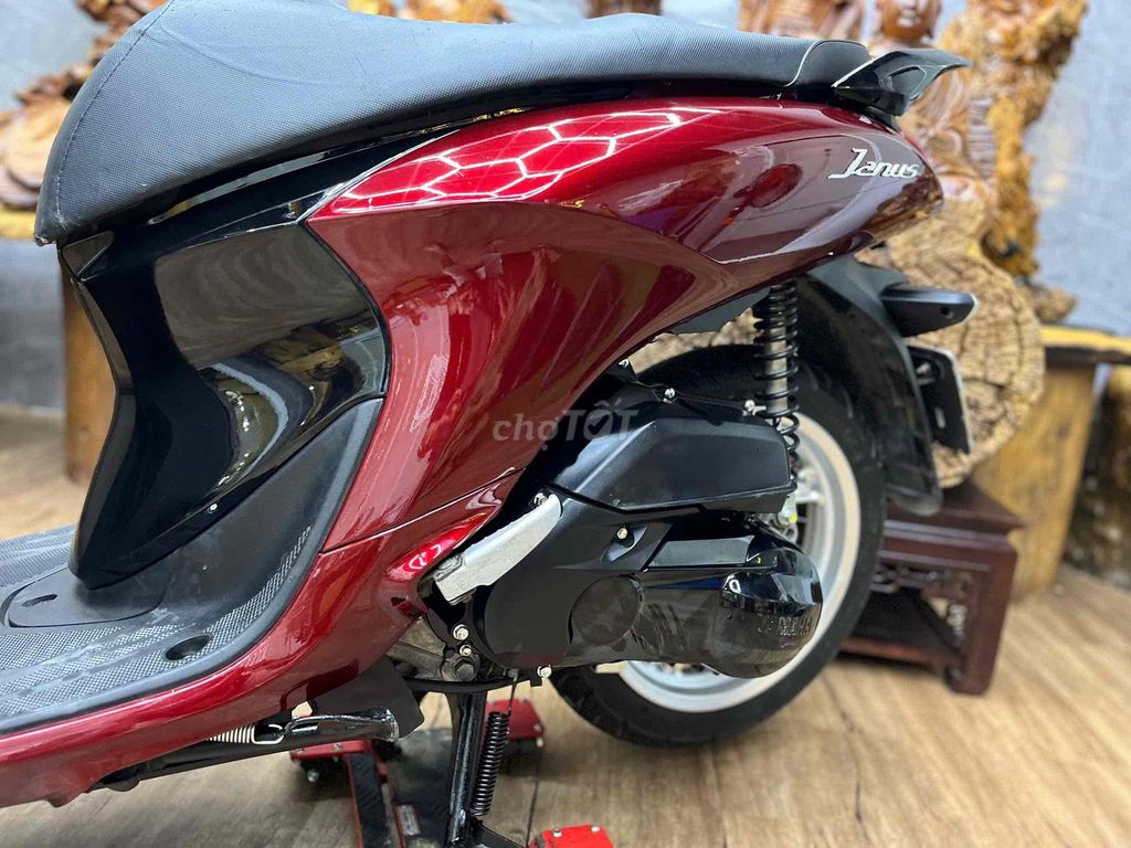 👉Janus 2018 biển SG dàn áo đẹp keng, máy zin êm. Mua bán Xe máy tại Quận 7 Tp Hồ Chí Minh được đăng bởi Xe Cũ Hiếu CT hình 8