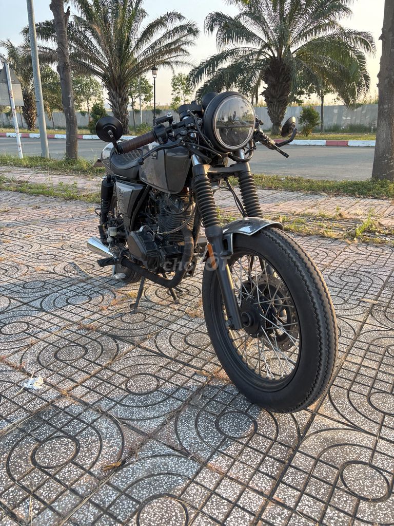 Brixton Cafe Racer 150cc 8200km BSTP 9c