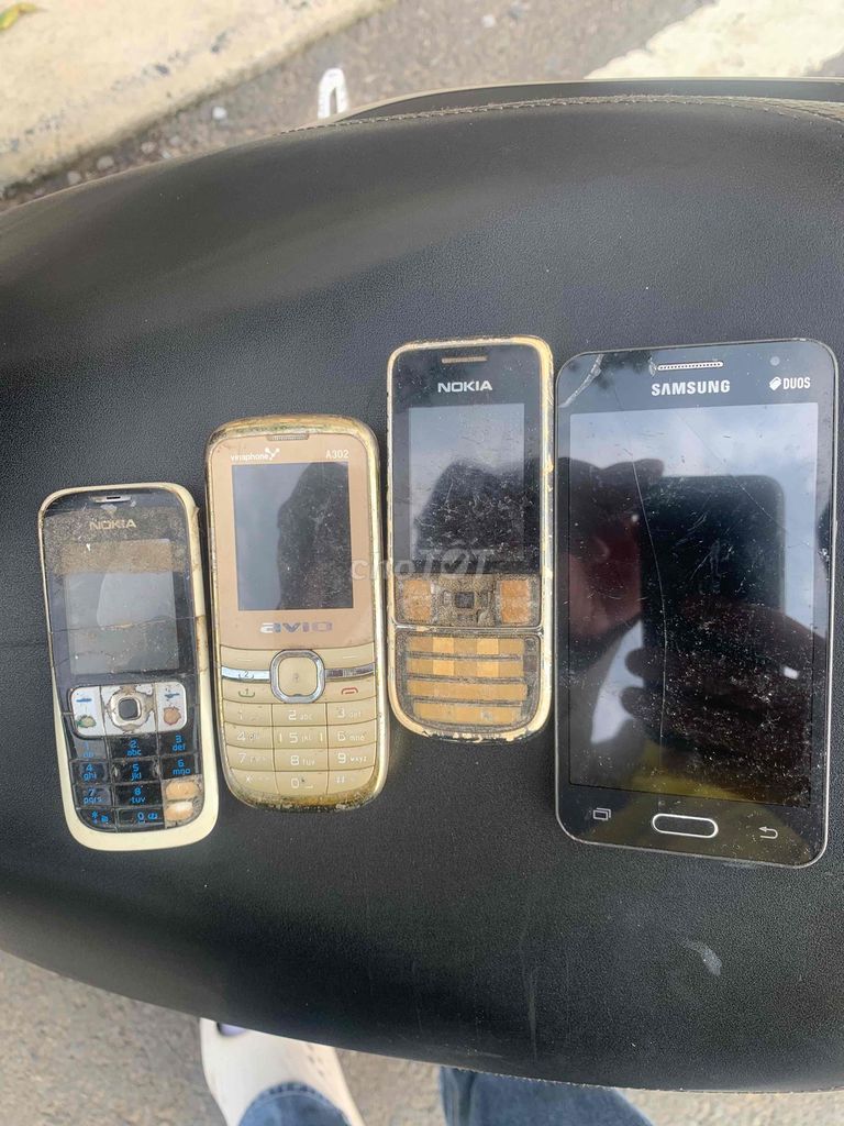 Nokia Vàng, Samsung Đen, Avio Vàng. Mua bán Điện thoại tại Quận Gò Vấp Tp Hồ Chí Minh được đăng bởi Trần Thanh Tú hình 1