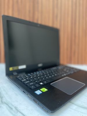 Laptop Acer i7/ ram 8GB/ SSD 256GB +1000GB