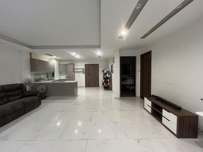 Căn hộ dịch vụ 60 m² · 1 PN · Hẻm 220 Âu Cơ