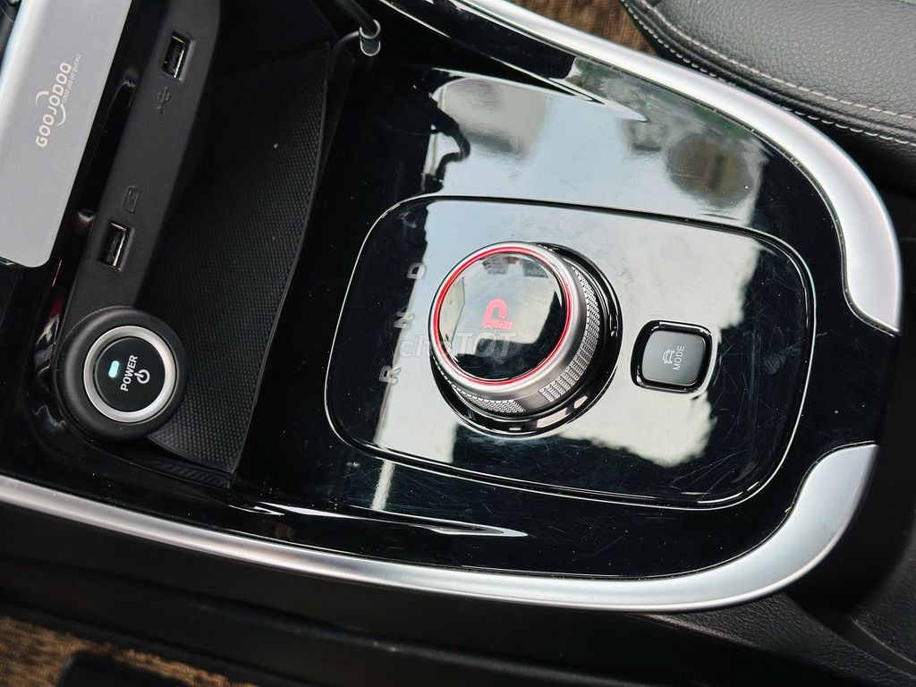 VinFast VF e34 2025 Trắng. Mua bán Ô tô tại Quận Bắc Từ Liêm Hà Nội được đăng bởi Nguyễn Văn Hoàng hình 12