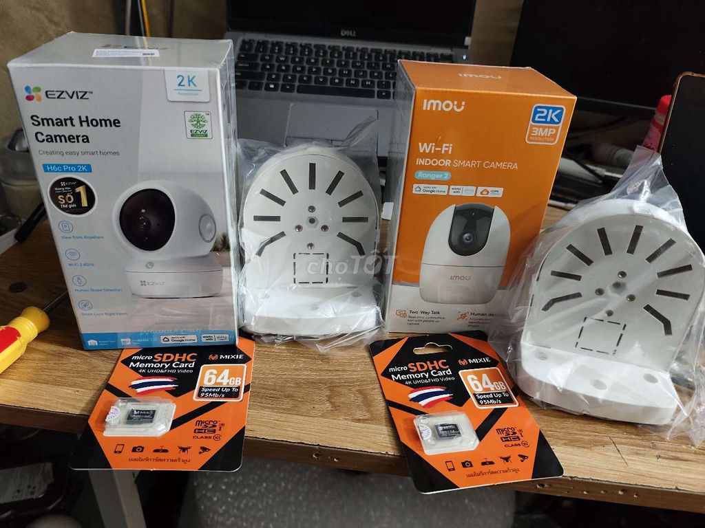 Camera EZVIZ H6c Pro 2K Trắng và IMOU A32. Mua bán Máy ảnh, Máy quay tại Quận Hoàng Mai Hà Nội được đăng bởi hoàng Minh hình 1