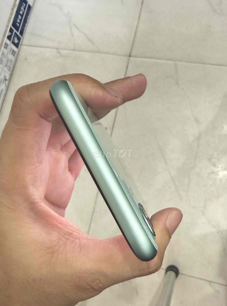 Apple iPhone 11 64GB Xanh lá. Mua bán Điện thoại tại Thành phố Bà Rịa Bà Rịa - Vũng Tàu được đăng bởi KIẾN HÀO hình 1