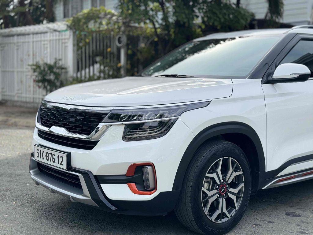 Kia Seltos 2024 Premium 1.6 AT - 9000 km. Mua bán Ô tô tại Quận 12 Tp Hồ Chí Minh được đăng bởi Mr Đức hình 8