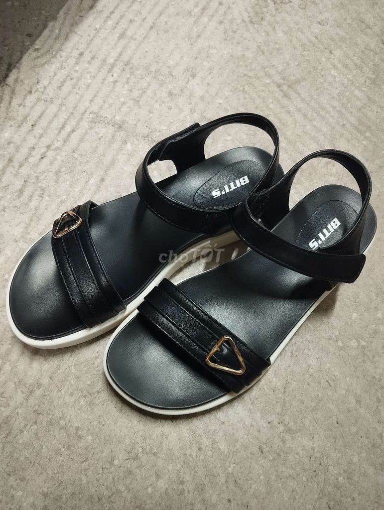 Giày sandal Bitis Nữ Đen size 35. Mua bán Giày dép tại Huyện Hòa Vang Đà Nẵng được đăng bởi Bảo Thiện hình 1