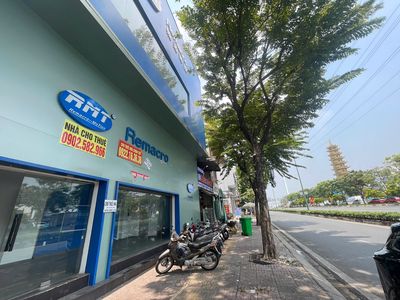 Mặt Tiền Thương Hiệu Cho Thuê .12 mét .Đường Phạm Văn Đồng,Bình Thạnh. Cho thuê văn phòng, mặt bằng kinh doanh tại Quận Bình Thạnh Tp Hồ Chí Minh được đăng bởi anh hoang