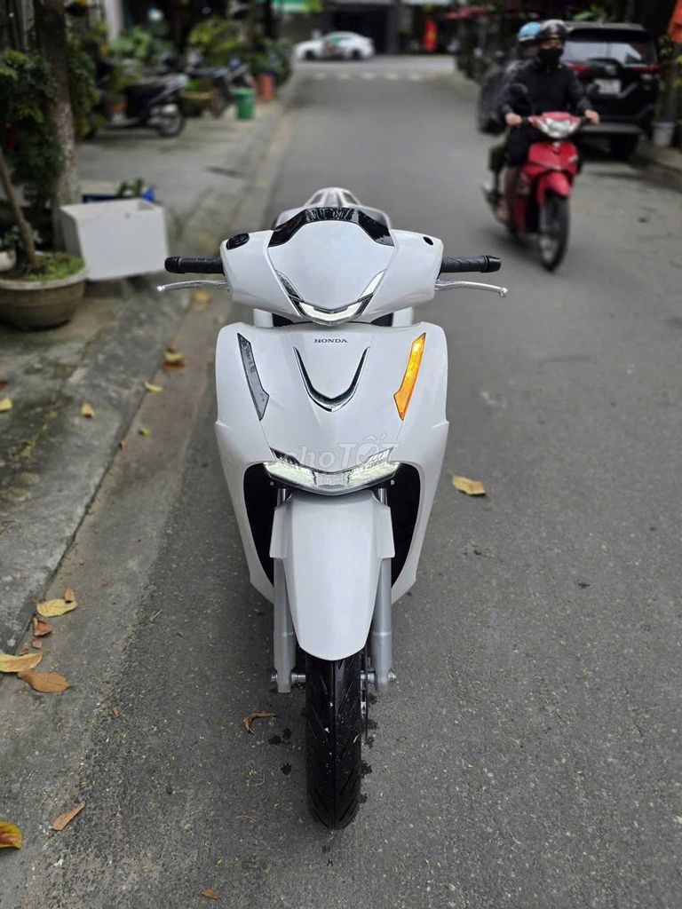Honda SH 2026 Trắng Bs 43, Có Góp